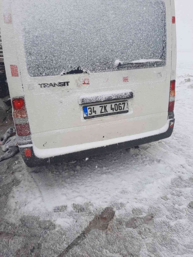 Mardin’de Kar Nedeniyle Trafik Kazaları Peş Peşe Geldi