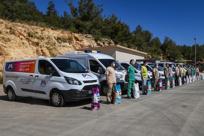 Mersin’de 3 Bin 700 Patili Dostun Yarası Sarıldı