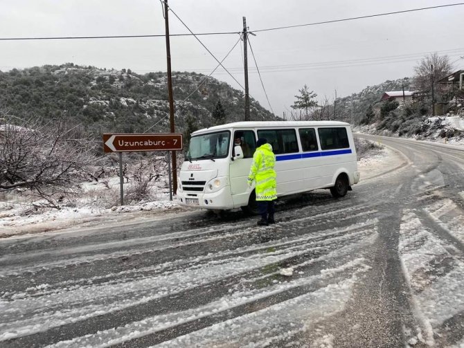 Mersin’in Silifke İlçesinde Eğitime 2 Gün Ara Verildi
