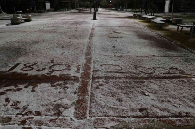 Sakarya’da Kar Yağışı Etkili Oluyor