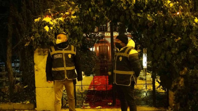 Rüşvet Alırken Yakalandığı İddia Edilen Danışman Emniyette