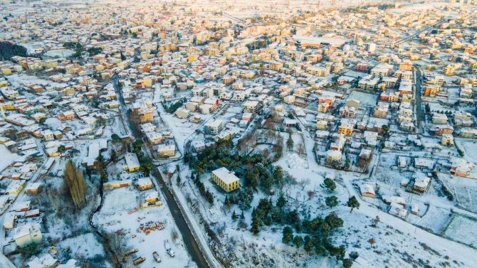 Sındırgı’da Beyaz Örtü Havadan Görüntülendi