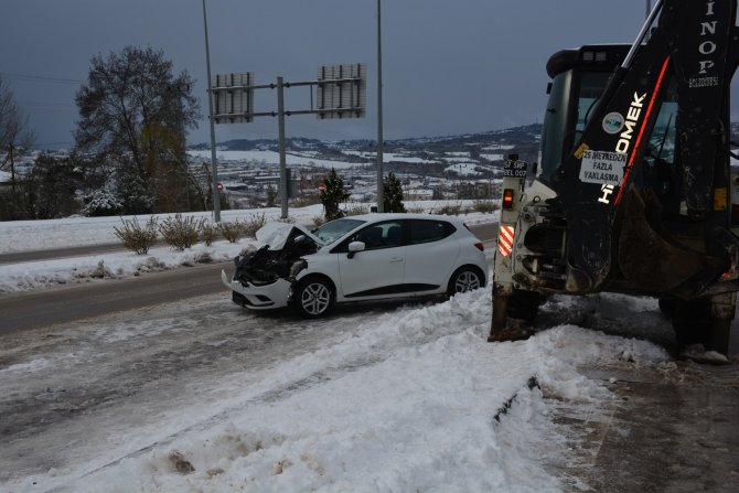 Sinop’ta Trafik Kazası: 1 Yaralı