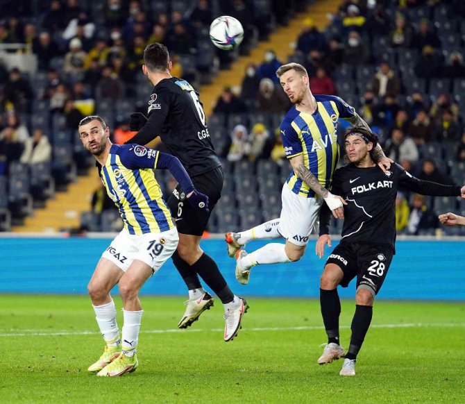 Spor Toto Süper Lig: Fenerbahçe: 1 - Altay: 1 (İ̇lk Yarı)