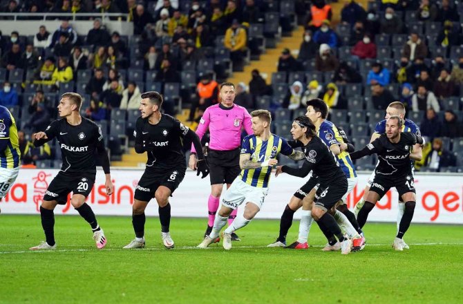 Spor Toto Süper Lig: Fenerbahçe: 2 - Altay: 1 (Maç Sonucu)