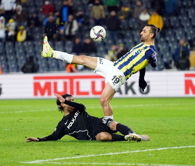 Spor Toto Süper Lig: Fenerbahçe: 2 - Altay: 1 (Maç Sonucu)