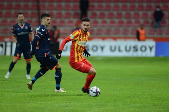 Spor Toto Süper Lig: Kayserispor: 1 - Medipol Başakşehir: 0 (Maç Sonucu)