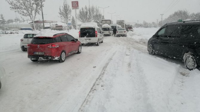 Tem Otoyolu Bolu-ankara Geçişi Ulaşıma Kapandı