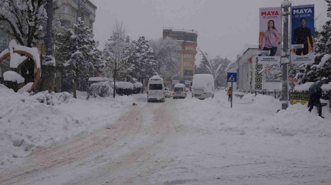 Tunceli’de 347 Köy Yolu Ulaşıma Kapandı