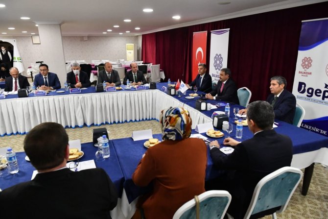 Vali Şıldak Gönen’de Bi̇gep’i Değerlendirdi