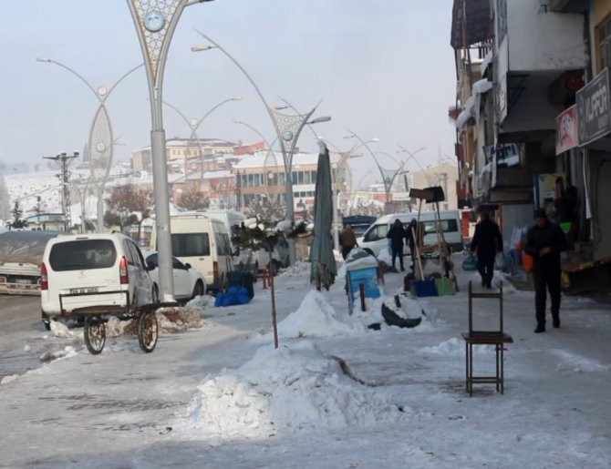 Türkiye’nin En Soğuk İlçesinde Termometreler Eksi 39’u Gösterdi