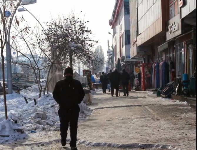 Türkiye’nin En Soğuk İlçesinde Termometreler Eksi 39’u Gösterdi