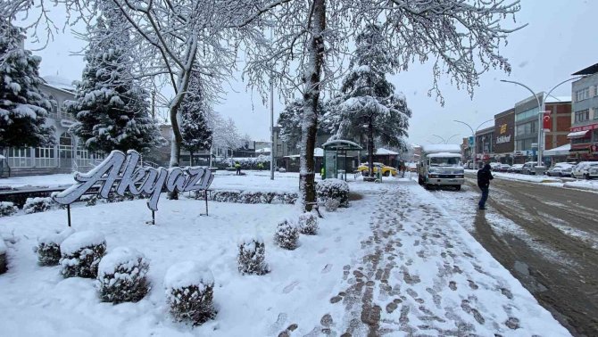 Sakarya Güne Karla Uyandı