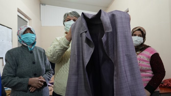 Yasmek Kurslarıyla Kadınlar Meslek Sahibi Oluyorlar