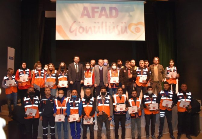 Niğde’de Bin 803 Afad Gönüllüsüne Kimlik Verildi