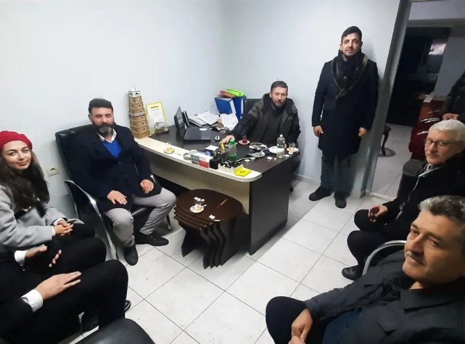 Ak Parti Tam Kadro Sahada