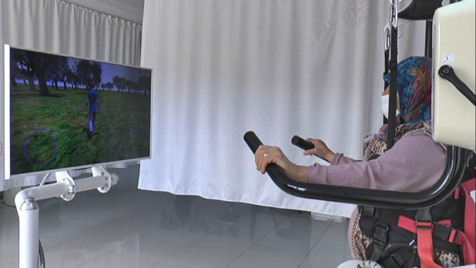 Yerli Üretim Robot Hastalara Umut Oluyor