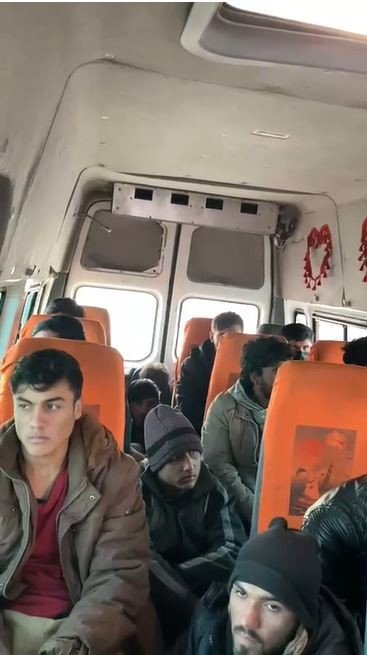 Göçmen Kaçakçılığına Darbe: 17 Gözaltı