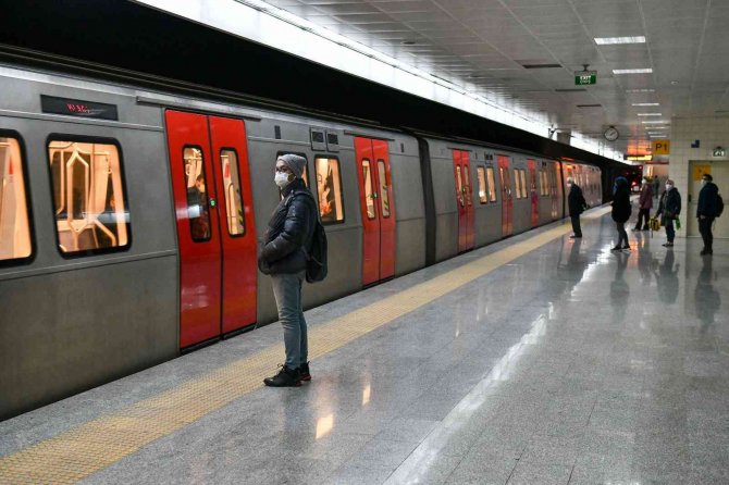 Ankara Metrosu’nda Klasik Müzikle Yolculuk Başladı