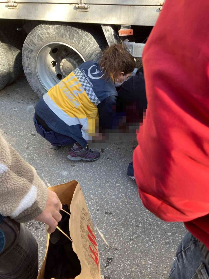 Ankara’da Kamyonun Ezdiği Kadın Hayatını Kaybetti