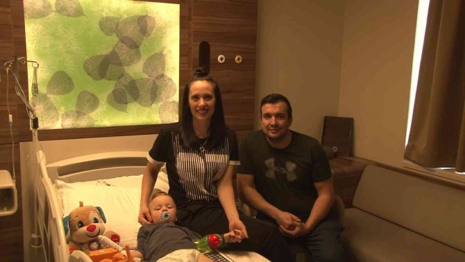 Bulgaristan’dan Türkiye’ye Uzanan ‘Süper Kalça’ Ameliyatı Yolculuğu