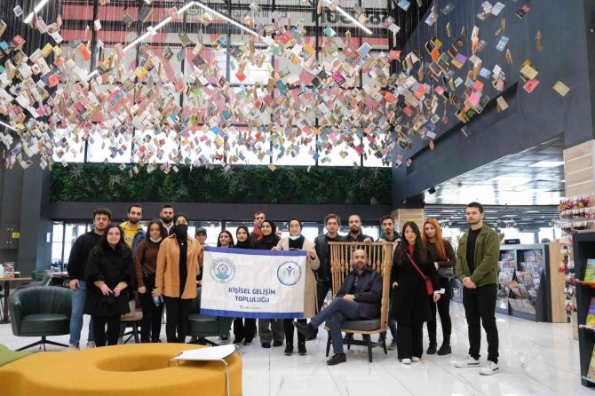 Dijital İş Dünyası İçin Üniversiteli Mezunlar Geliyor