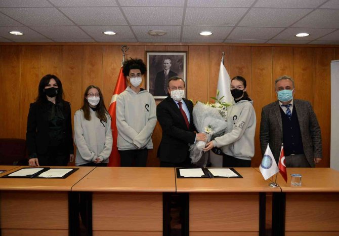 Buü’den Şükrü Şankaya Anadolu Lisesi’ne Bilimsel Destek