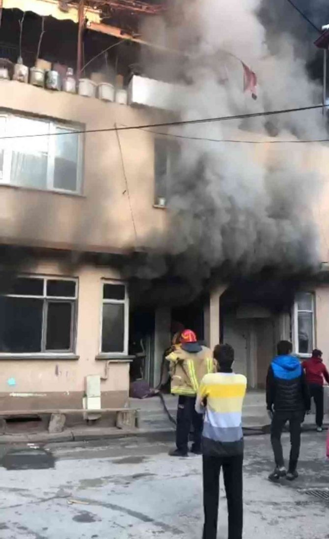 Bursa’da Korkutan Yangın