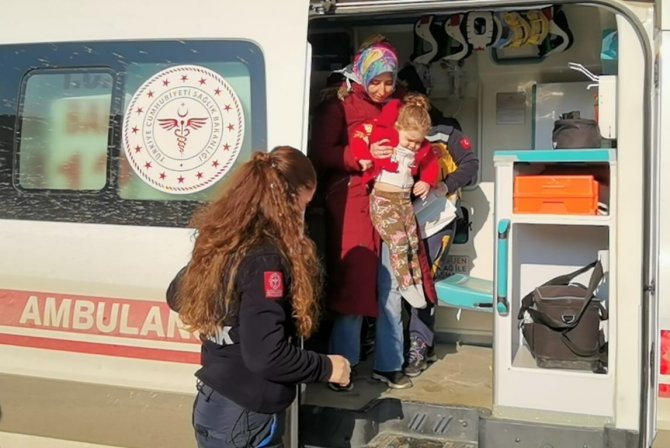Şeker Zannedip Yediler. 2 Kardeş Hastanelik Oldu