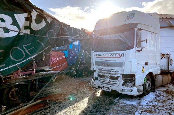 Çekya’da 36 Aracın Karıştığı Zincirleme Kaza