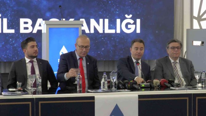 Ali Babacan: “Abdullah Gül İle Sürekli Görüşürüz Ama Seçim Planımız Yok”