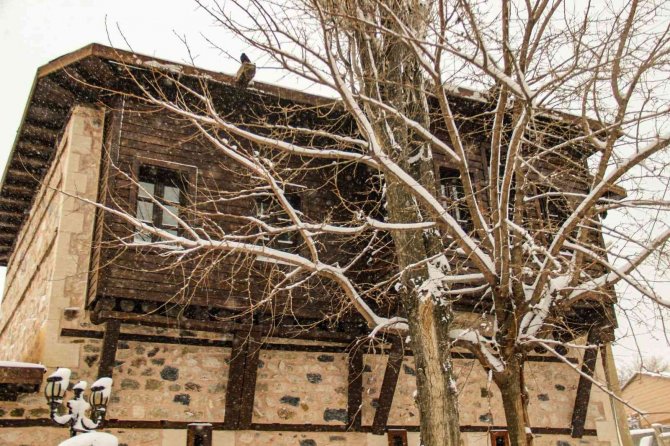 Bin 200 Rakımlı Harput’ta Kar Güzelliği