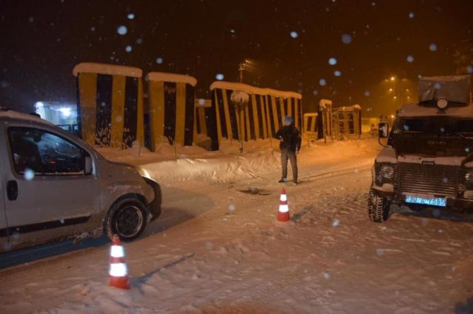 Şemdinli’de Trafik Kontrolleri Sıklaştırıldı