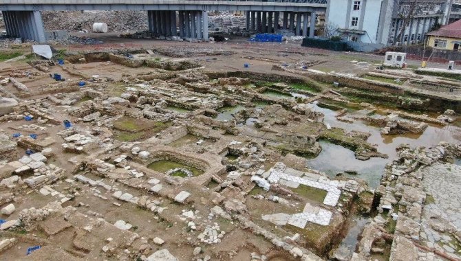 Kadıköy’de, Körler Ülkesi’ndeki Arkeolojik Çalışmalarda Son Durum Havadan Görüntülendi
