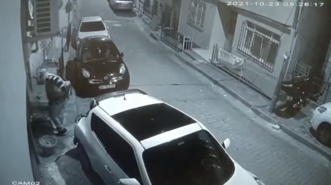 Makasla Kilidi Kesip, 5 Bin Liralık İnşaat Malzemesi Çaldılar: Kağıthane Polisi 460 Araç İnceleyerek Yakaladı