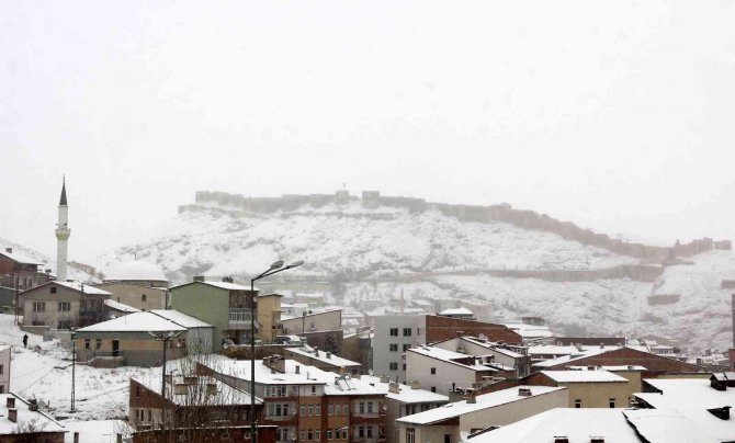 Bayburt’ta Eğitime Kar Tatili