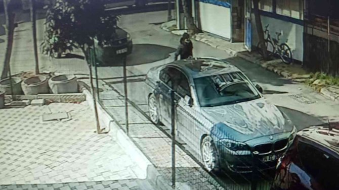 Kartal’da Hemşireyi Vurarak Öldüren Şahsın Kaçtığı Anlar Kamerada