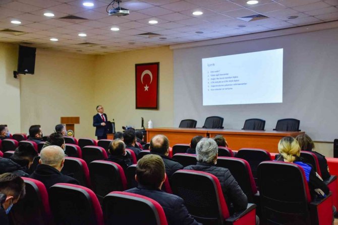 Kastamonu Emniyet Müdürlüğünden 583 Personele "Etik Eğitimi" Verildi