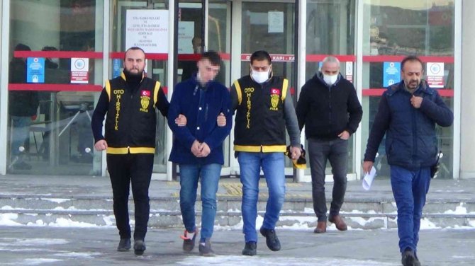İ̇terek Otomobil Çaldılar