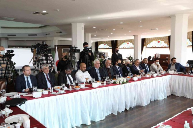 Başkan Altınok Basın Mensuplarıyla Bir Araya Geldi