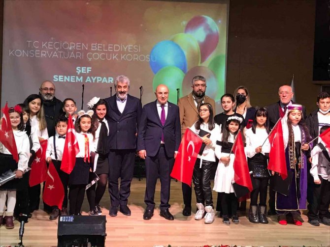 Başkan Altınok Çocuklarla Şarkı Söyledi