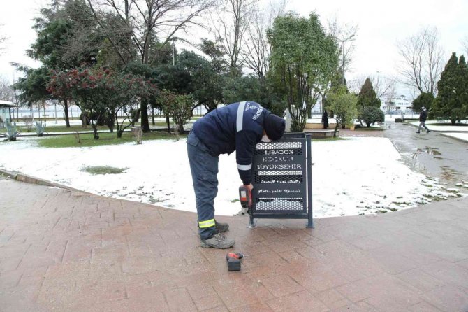 Eskiyen Çöp Kovaları Yenilendi