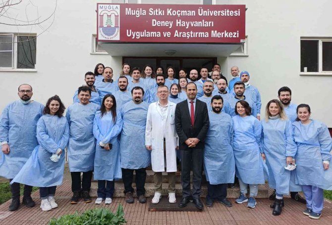 37 Kursiyer ‘Deney Hayvanları Araştırma’ Sertifikası Aldı