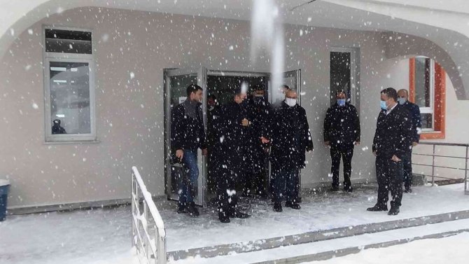 Muş Valisi İ̇lker Gündüzöz, “İ̇stihdam Sorununu Devlet Vatandaş Elbirliğiyle Çözeceğiz”