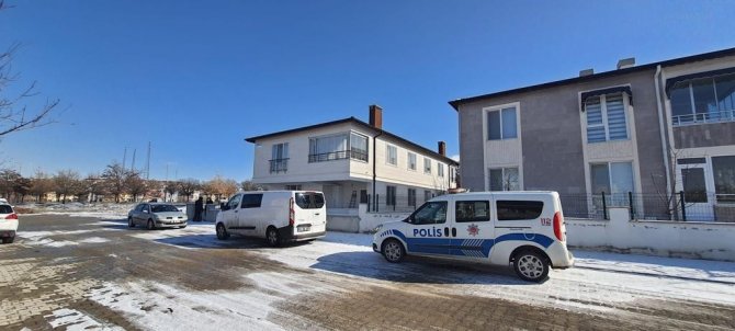 2 Gündür Haber Alınamayan Şahıs Evinde Ölü Bulundu