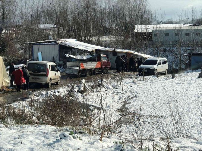 1 Ay Önce Kasap Aletleriyle Yakalanmıştı, Şimdi Keserken Yakalandı