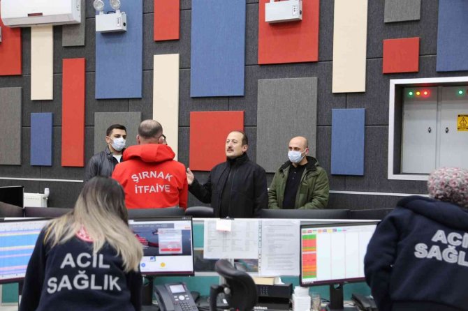 Şırnak Valisi Pehlivan: "70 İş Makinesi Ve 200 Personel İle 7/24 Karla Mücadele Devam Ediyor"