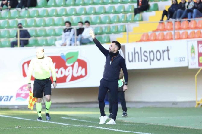 Spor Toto Süper Lig: Alanyaspor: 2 - Hatayspor: 0 (İ̇lk Yarı)