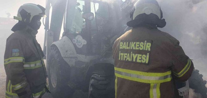 Susurluk’ta 8 Bin Balya Saman Kül Oldu