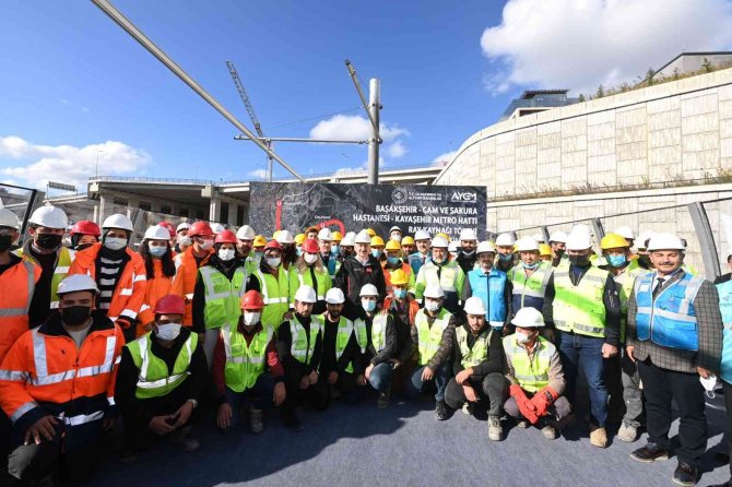 Ulaştırma Ve Altyapı Bakanlığı, Başakşehir-kayaşehir Metro Hattını Tamamladıklarını Açıkladı